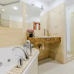 Lumina Luxury With Jaccuzi Next To Piotrkowska Street *