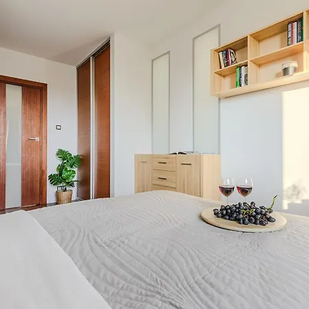 Lumina Luxury With Jaccuzi Next To Piotrkowska Street شقة