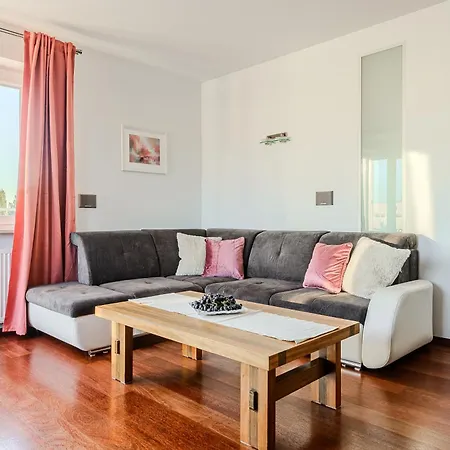 Lumina Luxury With Jaccuzi Next To Piotrkowska Street Łódź