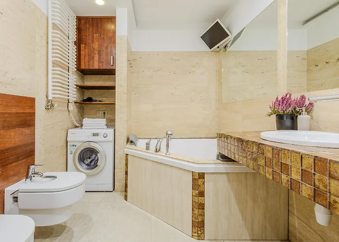 Lumina Luxury With Jaccuzi Next To Piotrkowska Street *