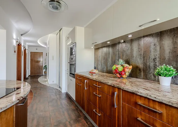 شقة Lumina Luxury With Jaccuzi Next To Piotrkowska Street