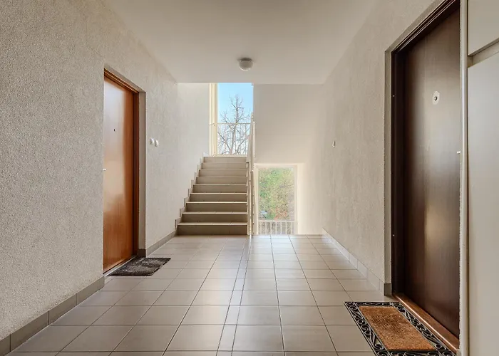 Lumina Luxury With Jaccuzi Next To Piotrkowska Street شقة